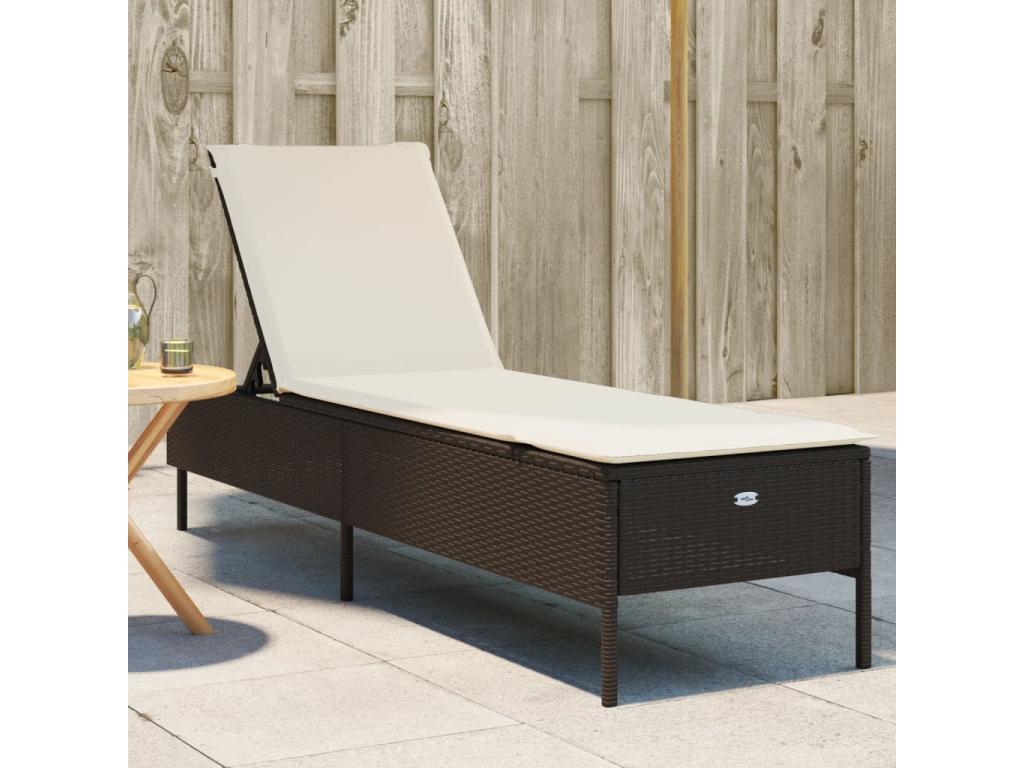 Lounge chair with brown cushion, woven resin ANTZ61302